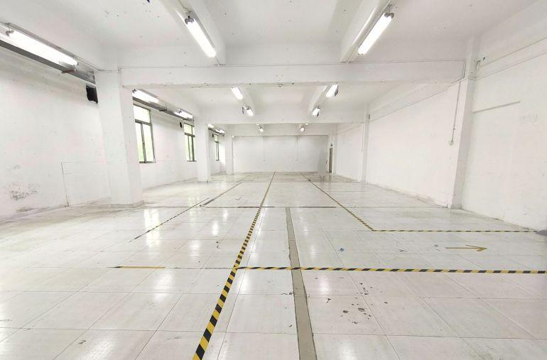 西乡鹤洲九围工业区，400平728平等带装修厂房仓库低价出租