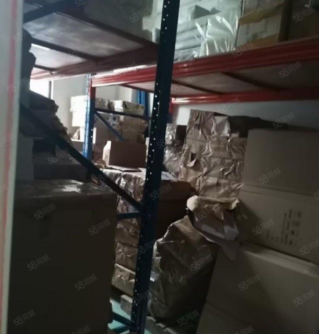 （出租）固戍地铁站附近精装修厂房680平米出租