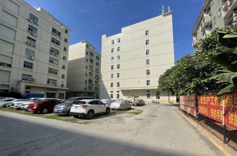 后亭地铁站旁800平方红本精装修厂房仓库超大空地低价出租