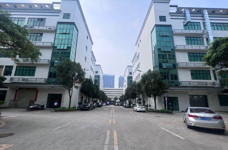 宝安福永地铁口原房东厂房仓库出租2000平 300平起租