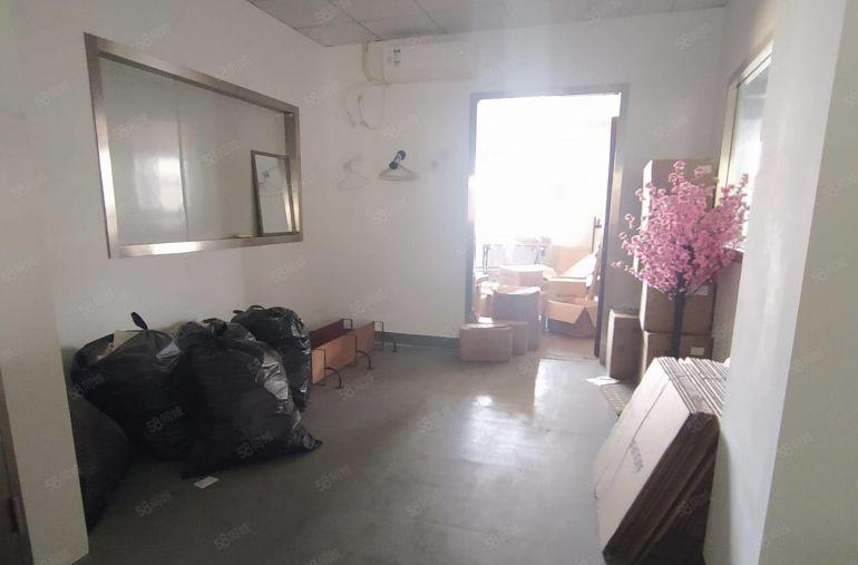 200平500平1000平宝安松岗地铁口原房东低价出租带红本