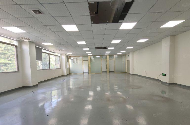 西乡航城街道鹤洲洲石路边，楼上带装修400平厂房仓库物业直租