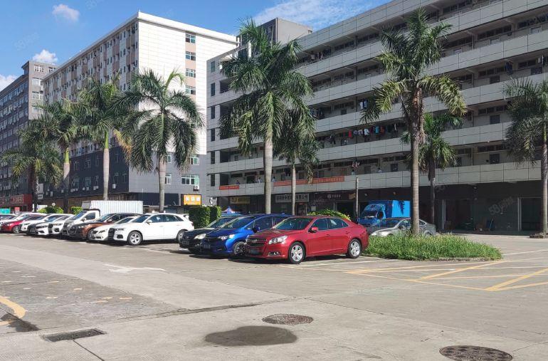 松岗溪头地铁站旁原房东精装修1500平方办公室厂房低价出租