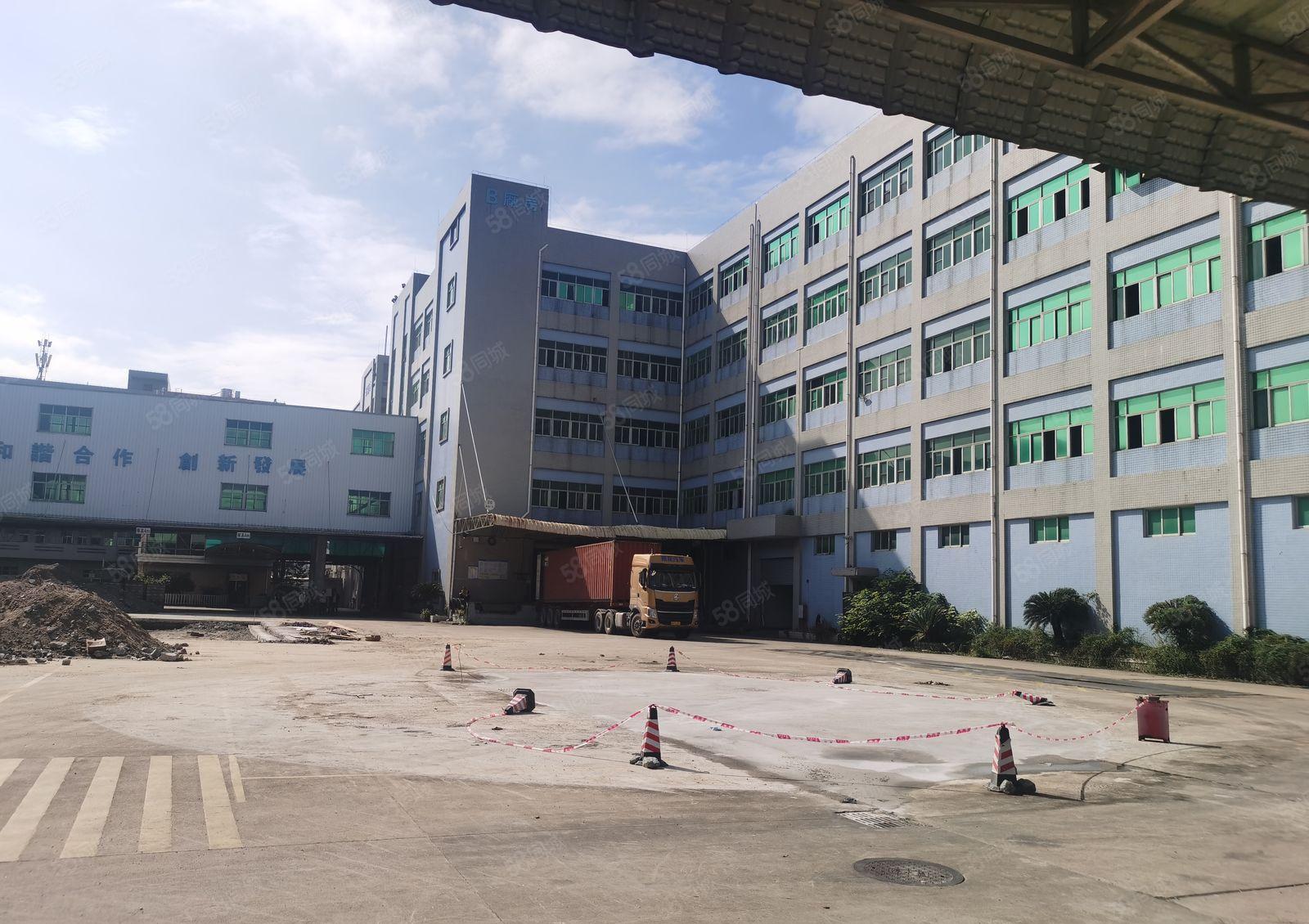 沙井大王山楼上1600平方一整层在精装修厂房出租