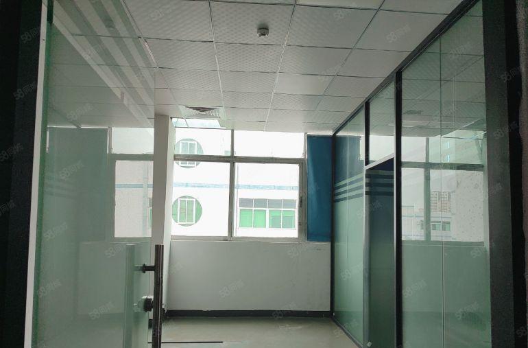 沙井沙三楼上1400平厂房出租有精装修前台办公室水电齐全