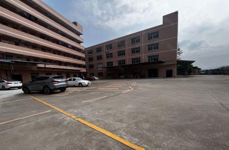 石岩原房东无公摊5000平独门独院仓库厂房出租大小面积可分租