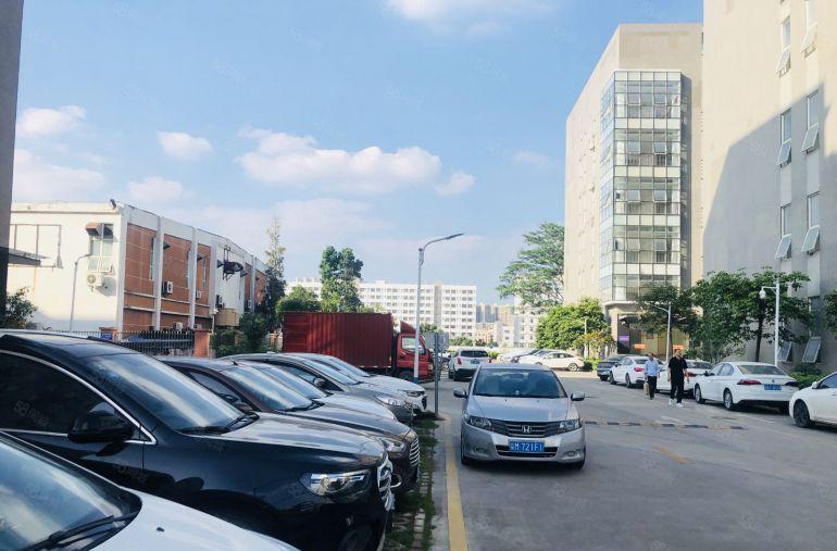 福永塘尾地铁口原房东科技园楼上500平带装修办公室厂房出租