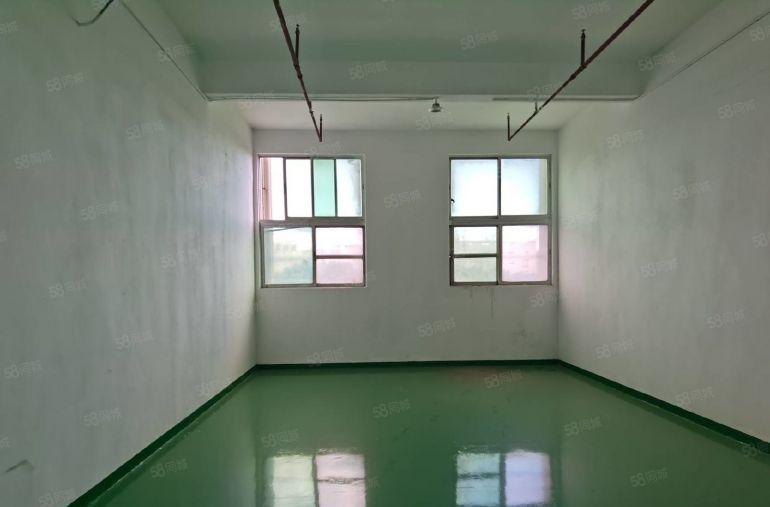 松岗车站附近楼上1500平厂房招租带现成装修过环评实际面积