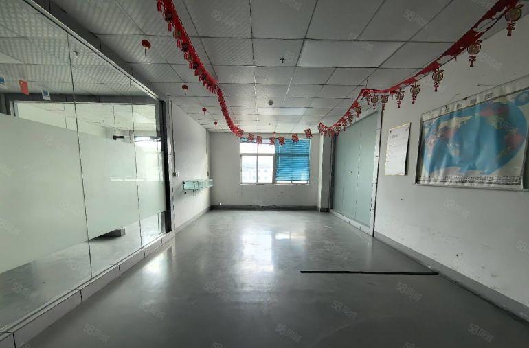 松岗大道一手房东厂房出租楼上1500平带办公室装修地坪漆吊顶