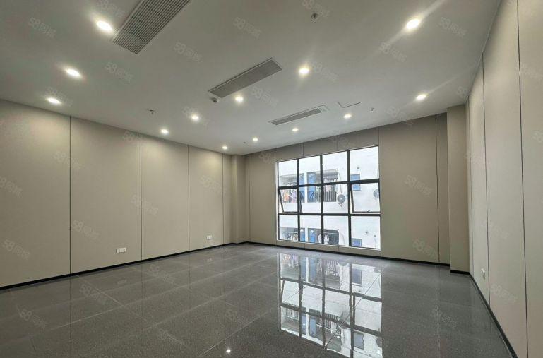 西乡固戍地铁口原房东实际面积出租600平大小可分28元