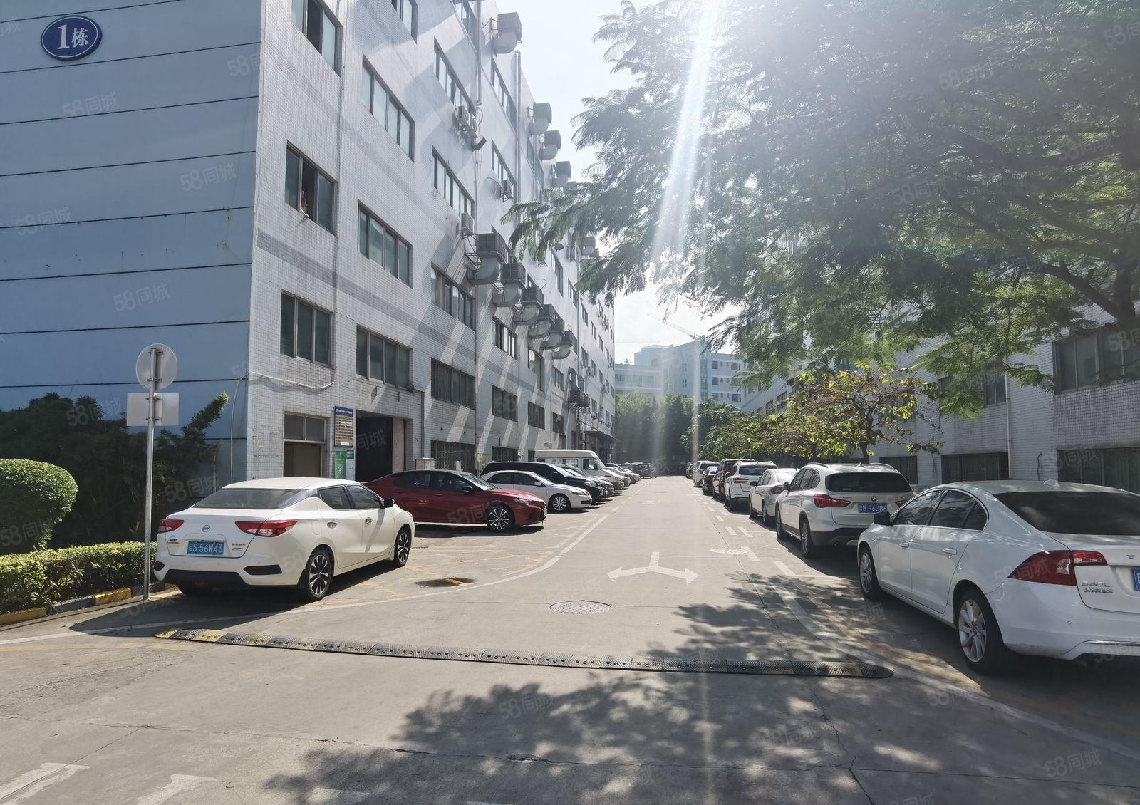 石岩松白路主干道边新出原房东整栋厂房15750平