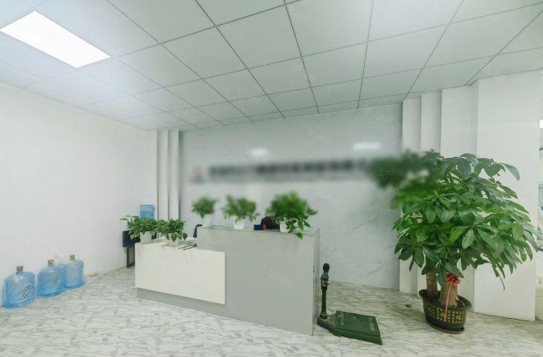 福永厂房出租新和500平精装修办公室一楼低价物流仓库分租和平