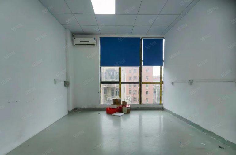 西乡固戍科技园，原房东直租，带装修570平厂房出租，电到位