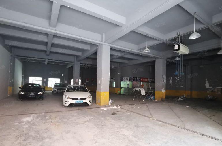 固戍村委直租厂房一楼725平可分241平带前台办公室可分租