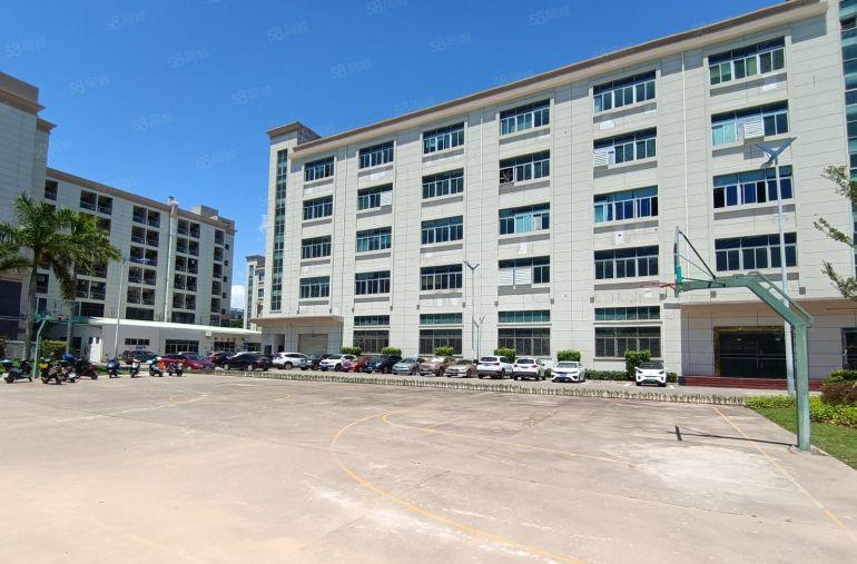 沙井后亭地铁口附近原房东工业园区厂房出租二楼2000平可分租