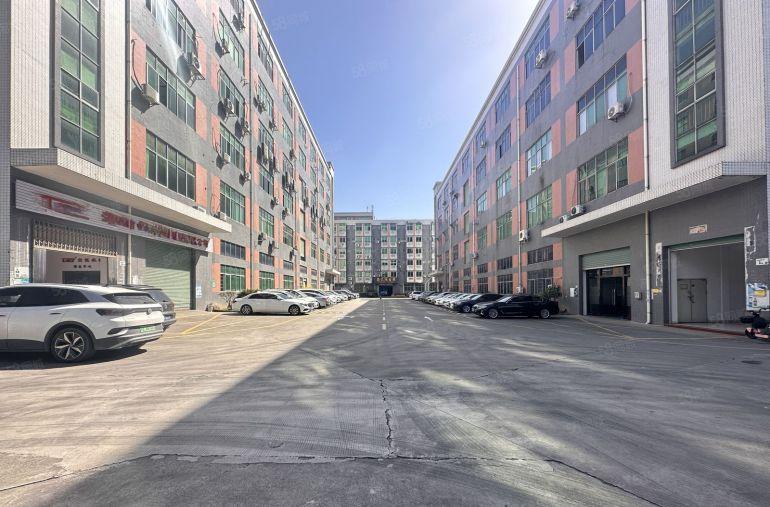 石岩同富裕工业园可分租1000平至8000平厂房出租独院整租