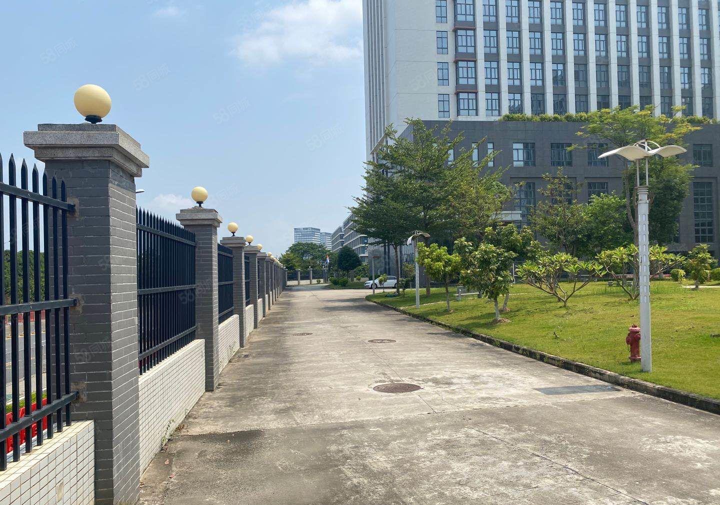 沙井共和工业园1万平厂房出租500平分租一楼仓库原房东带