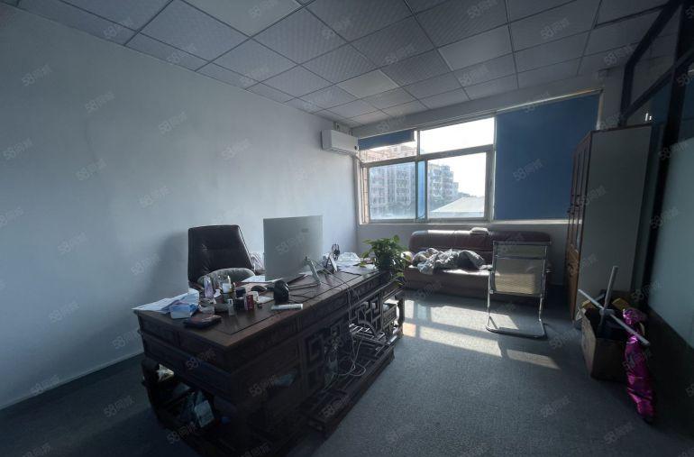 宝安西乡1385平地铁精装修无尘车间低价厂房仓库空地一楼出租