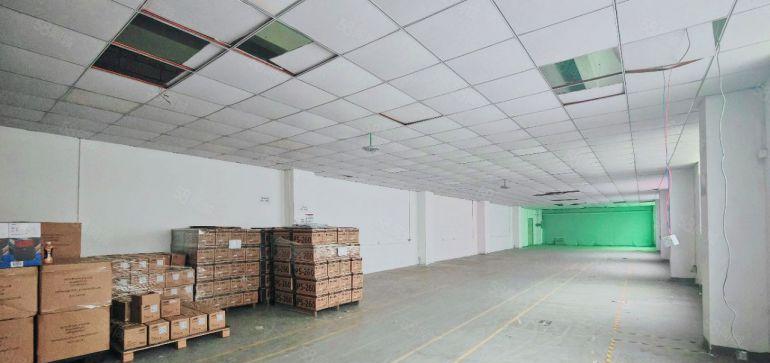 西乡固戍地铁口独门独院1楼500平，可进大车，适合物流快递