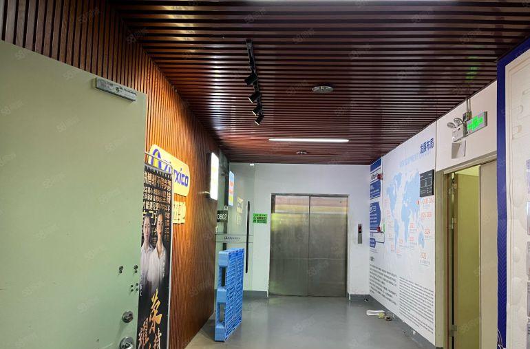 西乡原房东精装修厂房2160平出租，拎包入住