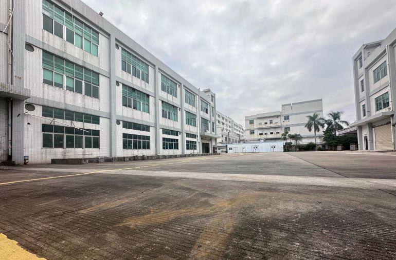 降价出租石岩北环精装1000平工业园原房东红本独门独院厂房