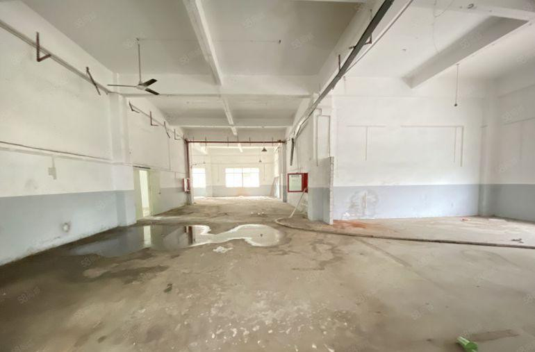 松岗潭头第三工业区一手房东厂房仓库出租每层1050平方可分租