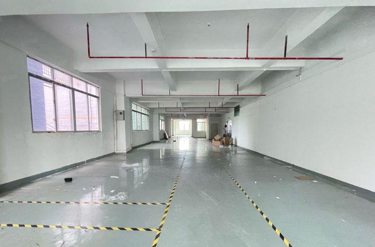 西乡固戍创意园，带装修85平265平365平760平厂房出租