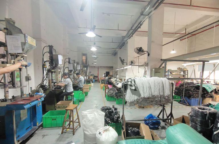 西乡，固戍大型工业区，一楼带装修600平厂房，带阁楼层高6米