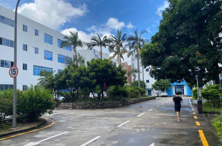 宝安区福永凤凰工业园2万平厂房出租800平起分租一楼可办环评