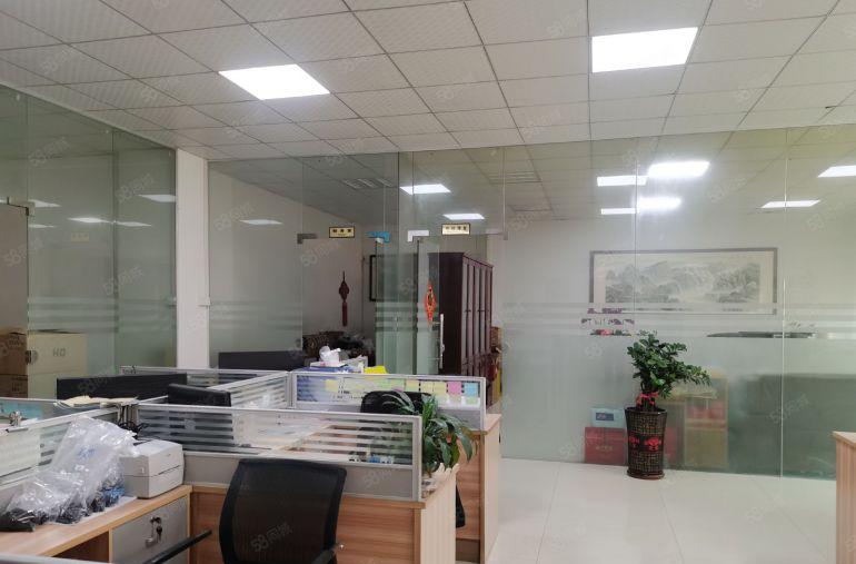 西乡航城洲石路旁电子厂房1280平按实际面积出租现成装修水电