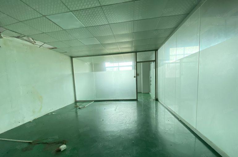 松岗朗下第三工业区楼上800平方带精装修前台办公室地坪漆出租