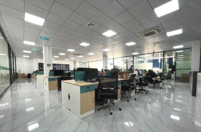 西乡地铁站固戍700平至1300平3000平精装修特价厂房