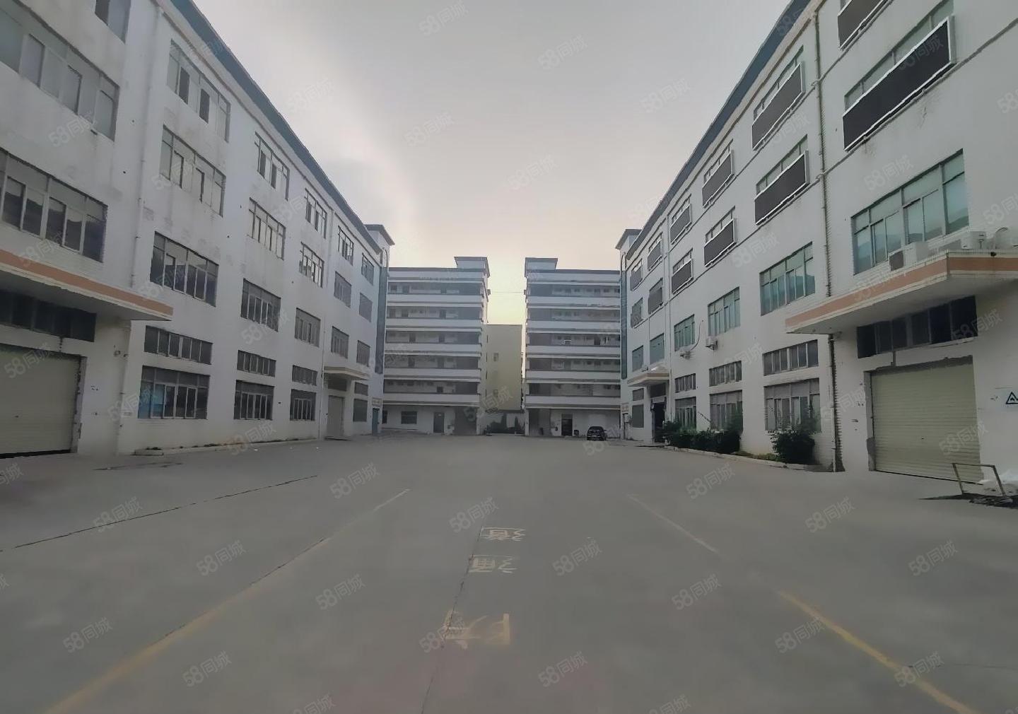 宝安石岩工业园二楼2000平厂房仓库出租200平起租空地超大