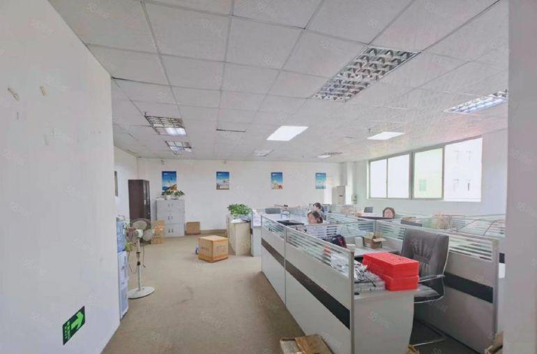 福永新和480平精装修原房东红本厂房低价出租可做生产办公研发