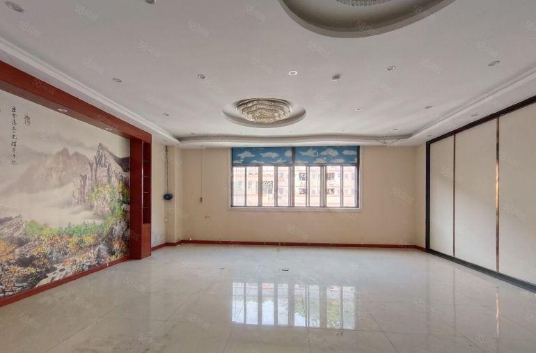 西乡银田，原房东楼上整层1960平重工业 厂房仓库低价出租