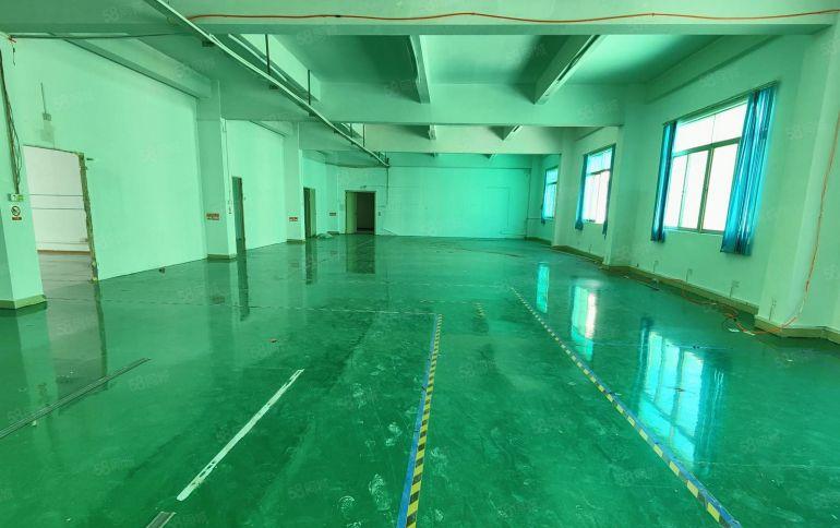 300起租丨福永地铁口新出一二楼1000平带装修厂房仓库出租