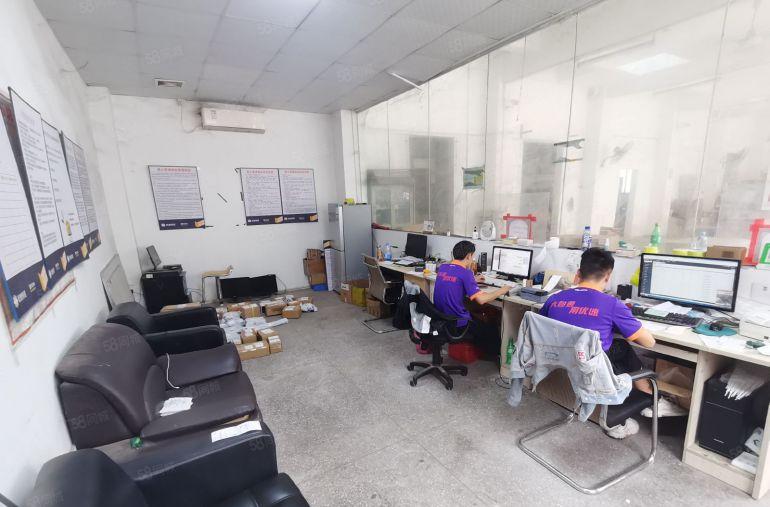 福永沿江高速出口地铁站一楼400平米精装修小面积厂房仓库出租