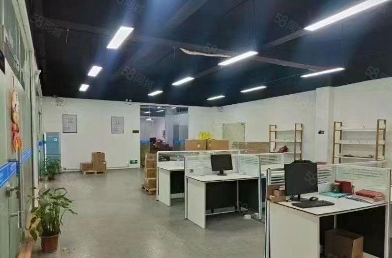 地铁口！宝田工业园500平方至3000平方可分租厂房出租仓库