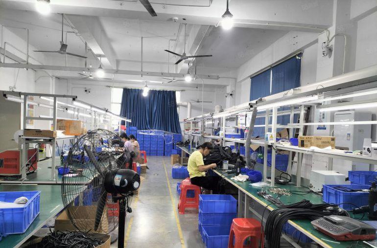 福永地铁站旁楼上300平精装修仓库无尘车间厂房低价出租