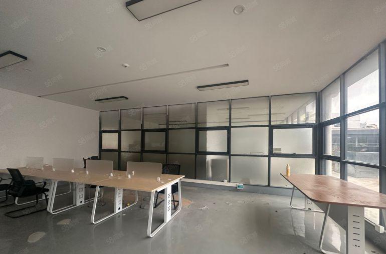 固戍地铁口附近高新园区带装修320平厂房办公室出租