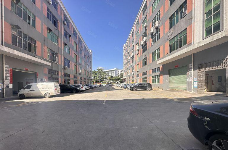 石岩同富裕工业园可分租1000平至8000平厂房出租独院整租