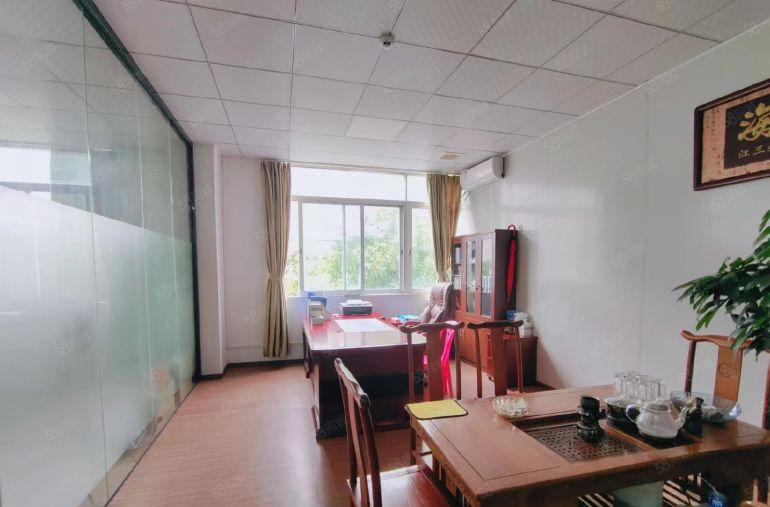 福永塘尾地铁站附近600平红本厂房急租，只需0.7元