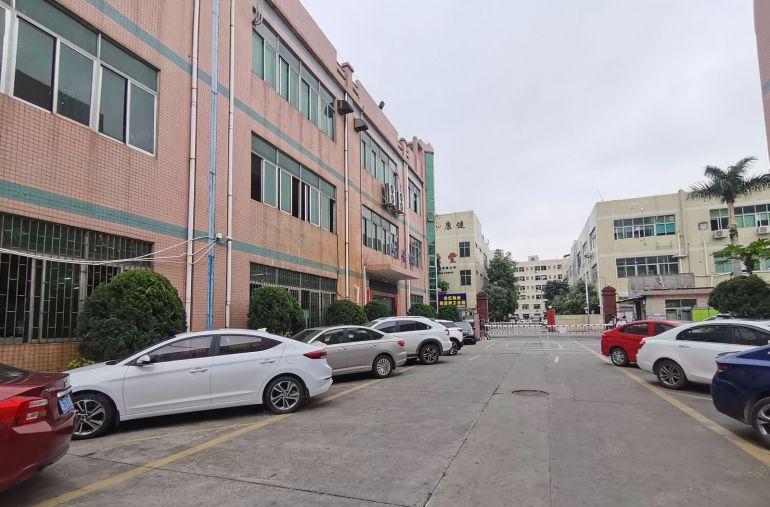 石岩石龙仔原房东200平至500平厂房出租1楼厂房仓库可分租