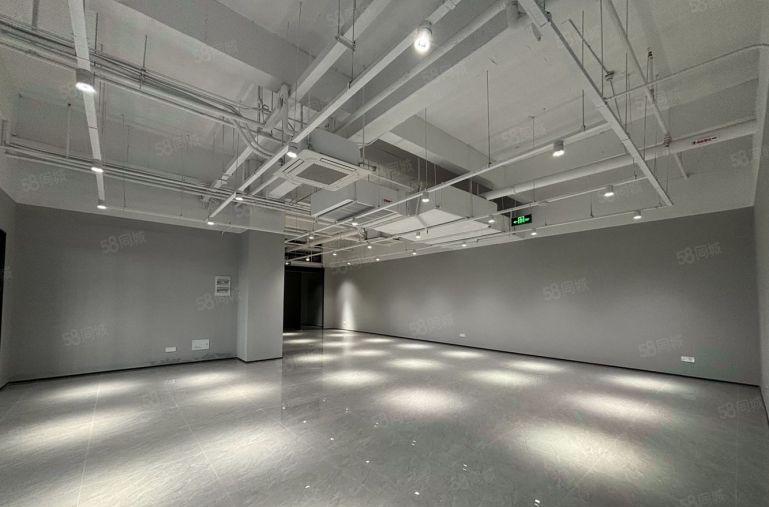 宝安机场附近楼层展厅出租700平方使用率高现成隔间带上下水