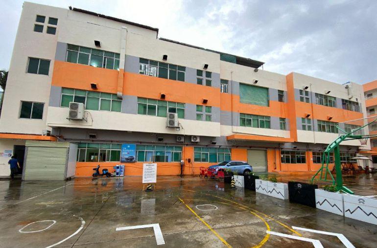 沙井原房东直租6000平独门独院精装办公厂房仓库出租，可分租