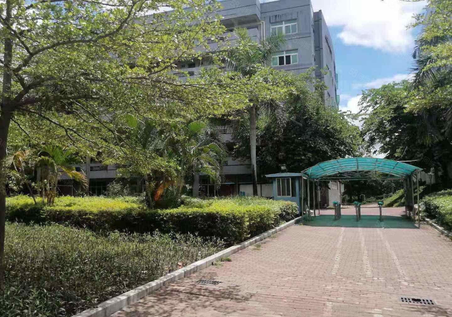 恒丰工业城精装修办公室2000平方出租