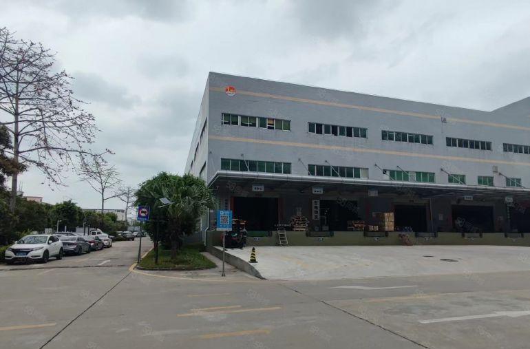 福永沿江高速路口旁一楼1000平方仓库超大空地货柜车进出方便