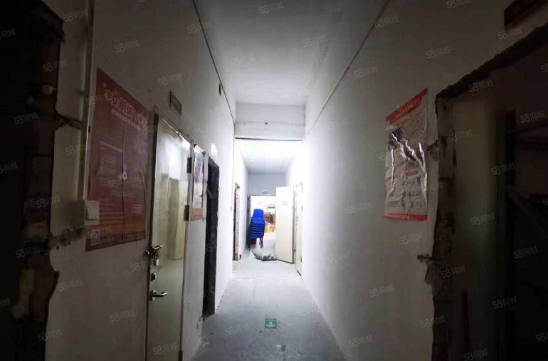 西乡原房东带装修注塑厂房780平米出租