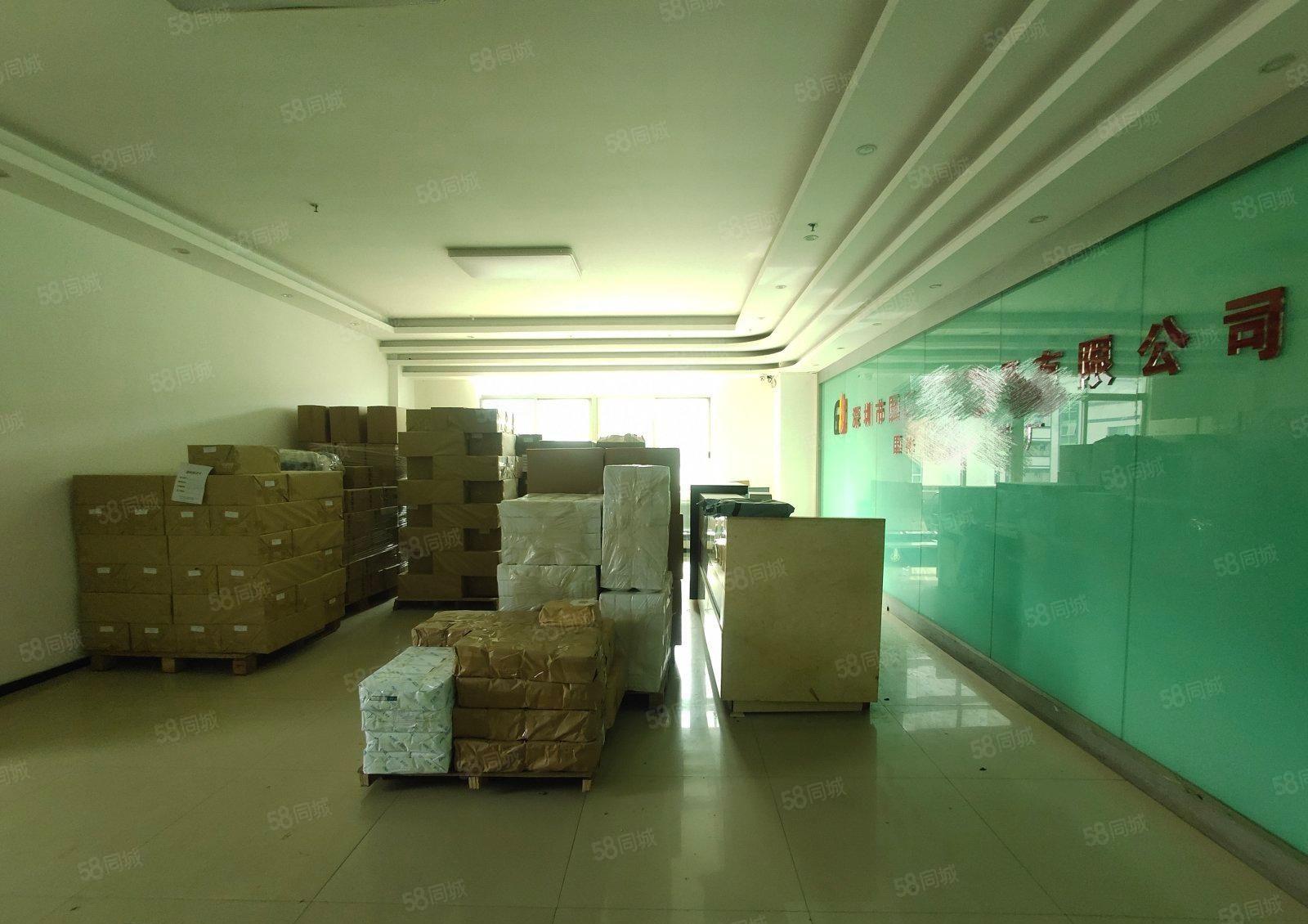 沙井新桥大型工业园楼上2500平精装修可大小分租厂房出租