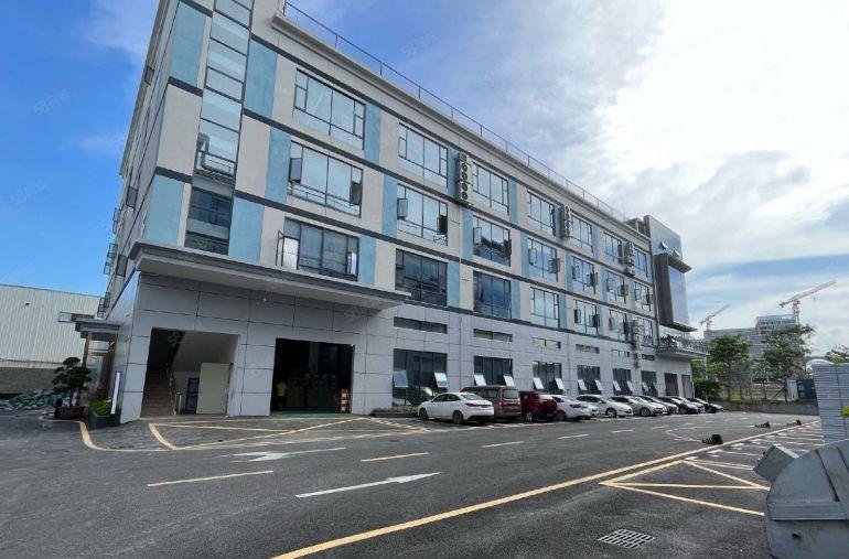 石岩独门独院6000平出租 500平起分租低价厂房出租